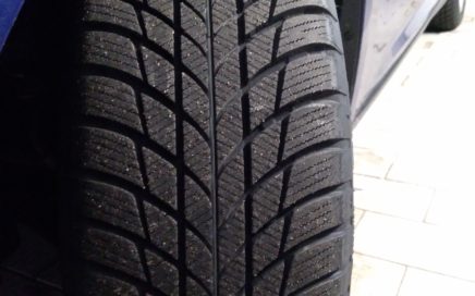 Testberichte, Bridgestone, DriveGuard Winter, Ganzjahresreifen, Haftung, Profiltiefe, Reifentest, Winterreifen