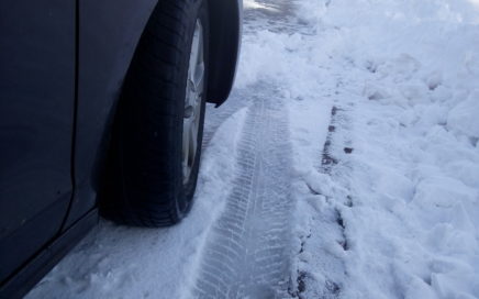 Testberichte, Bremsen, Bridgestone, DriveGuard Winter, Fahrkomfort, Fahrverhalten, Fazit, Geräuschpegel, Grip, Haftung, Reifentest, Run-Flat-Technologie, Schnee, Sicherheit, Winterreifen